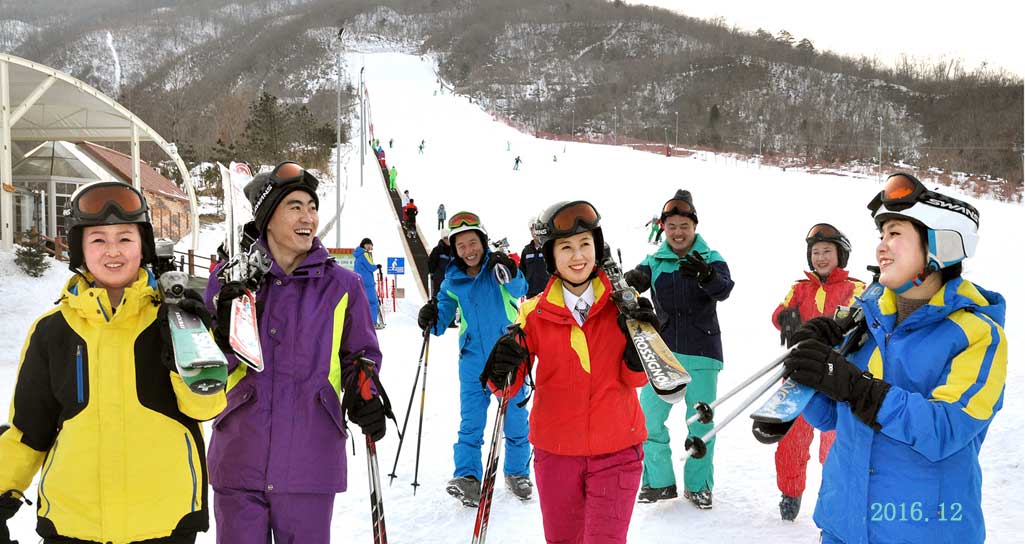 10-인민의 문화정서생활기지-마식령스키장